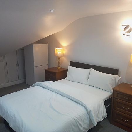 Family Lodge, Princess Lodge, Executive Lodge, Master'S Lodge イルフォード エクステリア 写真